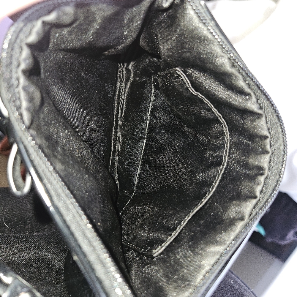 Coach Black Patent Leather Wristlet - Picture 8 of 12